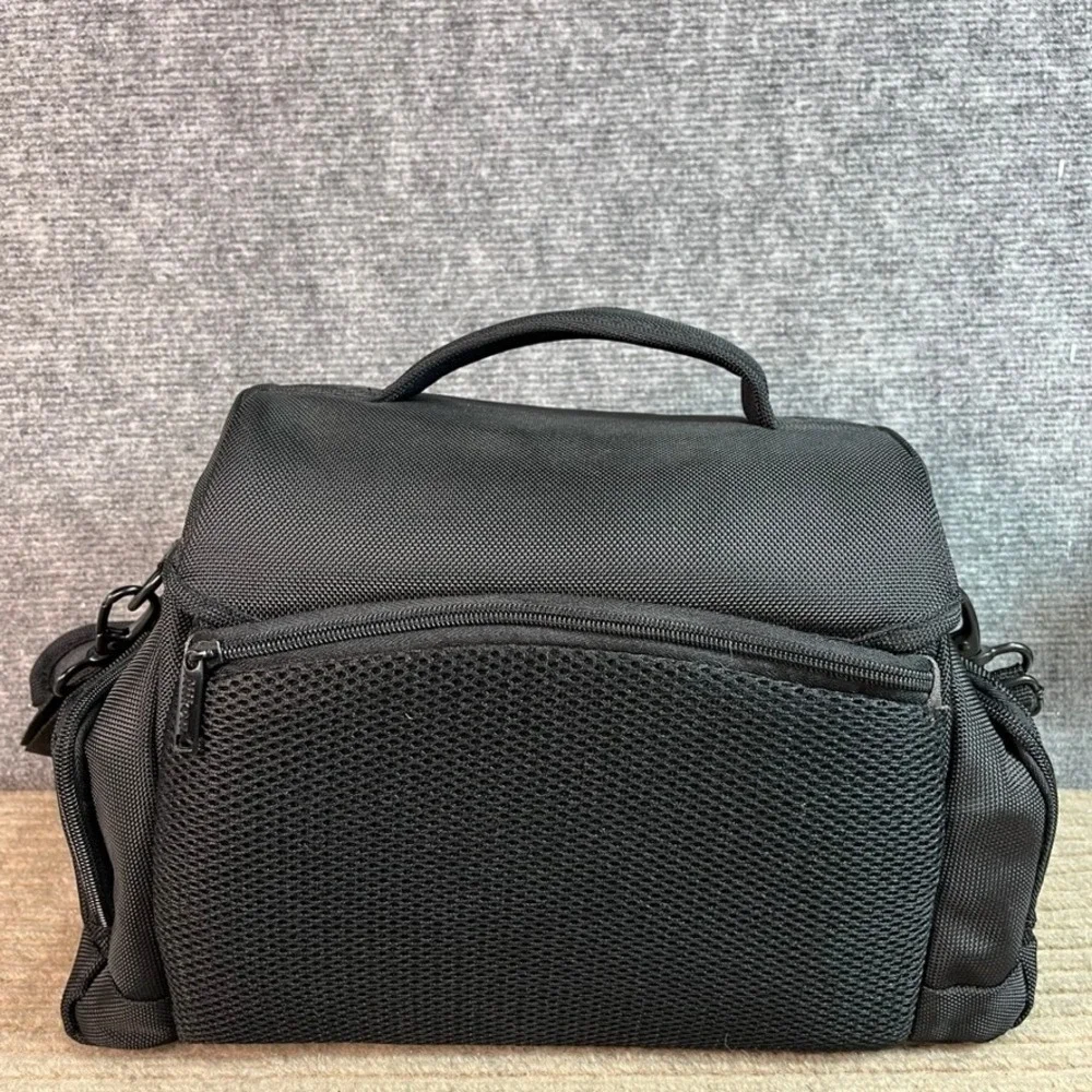 Nikon Black Ballistic Nylon Camera Shoulder Bag Gadget Case with Strap